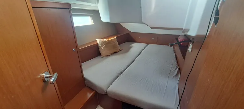 Slide: The Image of Beneteau Oceanis 45 2015 - 5938619