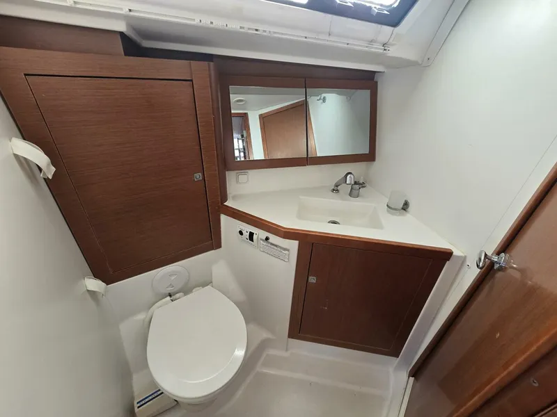 Slide: The Image of Beneteau Oceanis 45 2015 - 5938602