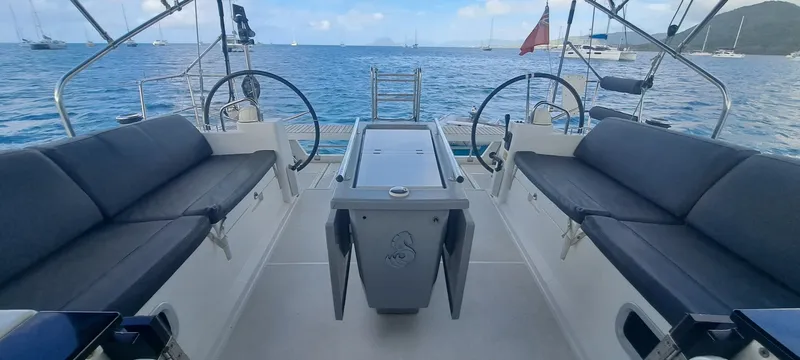 Slide: The Image of Beneteau Oceanis 45 2015 - 6852616