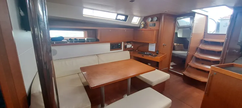 Slide: The Image of Beneteau Oceanis 45 2015 - 6852619