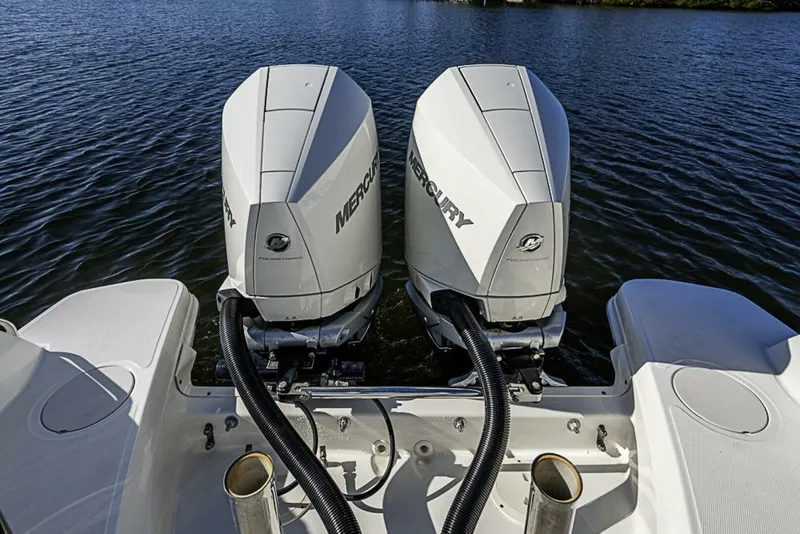 Slide: The Image of Boston Whaler 270 Vantage 2019 - 5938976