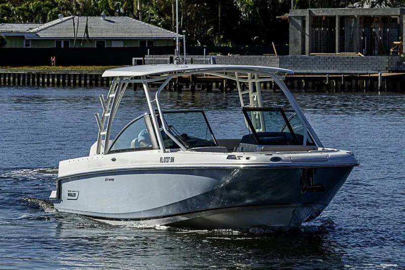Slide: The Image of Boston Whaler 270 Vantage 2019 - 5938984