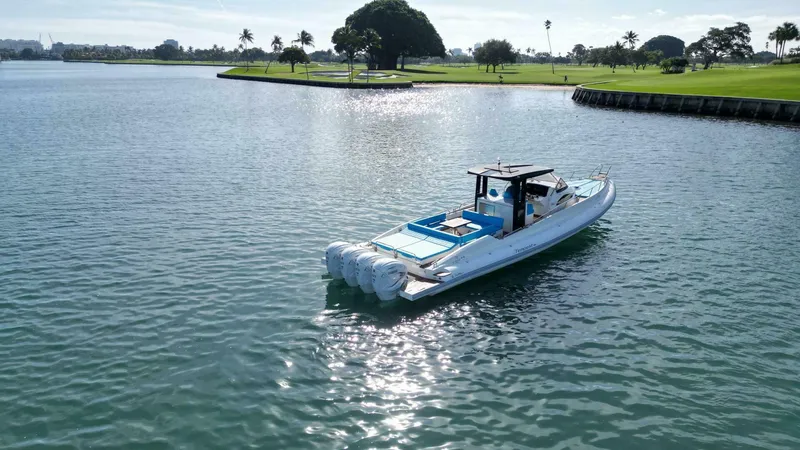 Slide: The Image of Capelli Tempest 50 2021 - 5939405