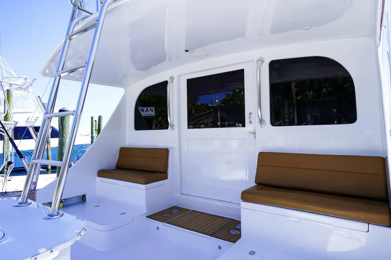 Slide: The Image of 1997 Blackwell Boatworks 60 Convertible- MISA- Cockpit - 5939512