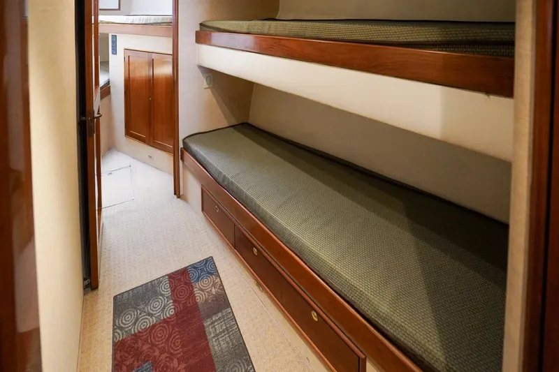 Slide: The Image of 1997 Blackwell Boatworks 60 Convertible- MISA- Guest Stateroom - 5939521