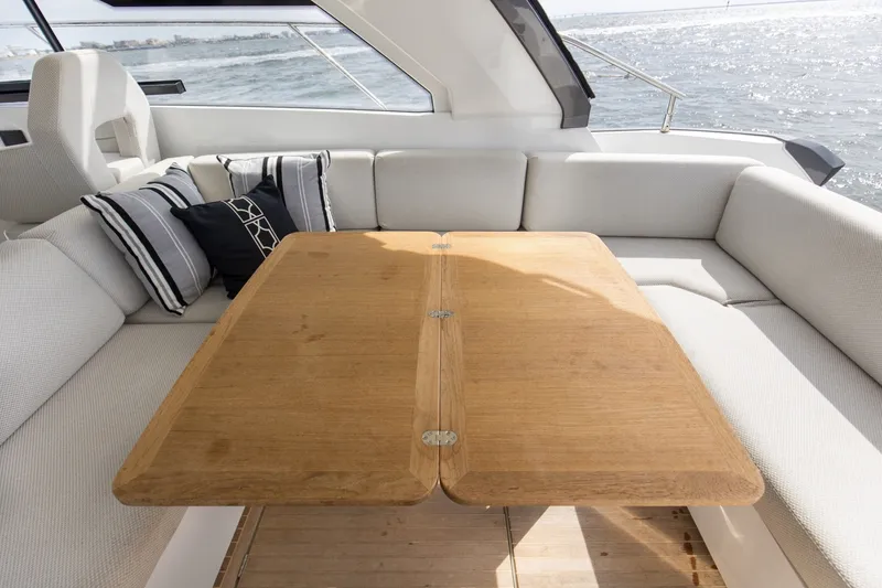 Slide: The Image of 2022 Beneteau 41 Grand Turismo War Downs Eagle Topside (6) - 6333145