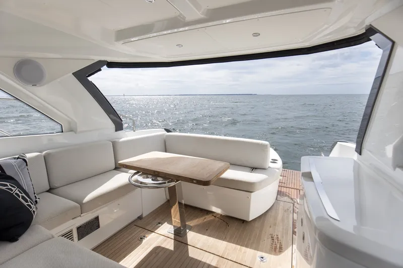 Slide: The Image of 2022 Beneteau 41 Grand Turismo War Downs Eagle Topside (1) - 6333126