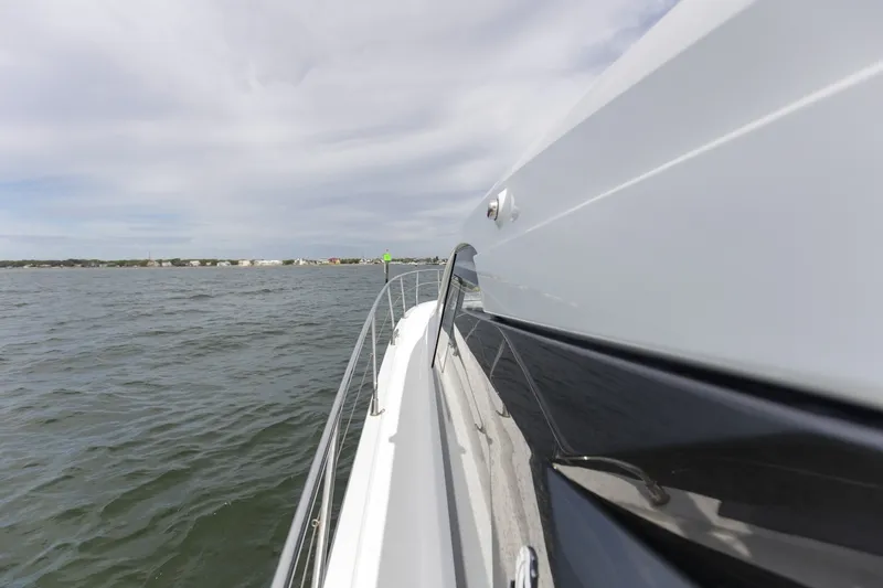 Slide: The Image of 2022 Beneteau 41 Grand Turismo War Downs Eagle Topside (4) - 6333155
