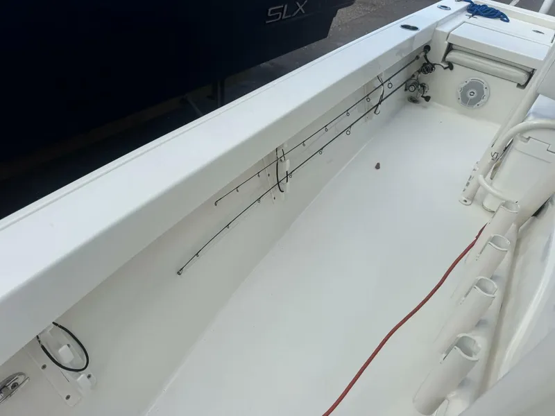 Slide: The Image of Pathfinder 2400 TRS 2016 - 5968395