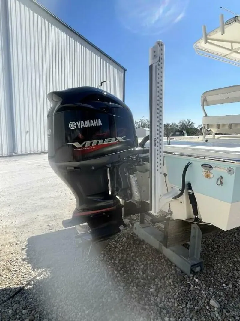 Slide: The Image of Pathfinder 2400 TRS 2016 - 5940176