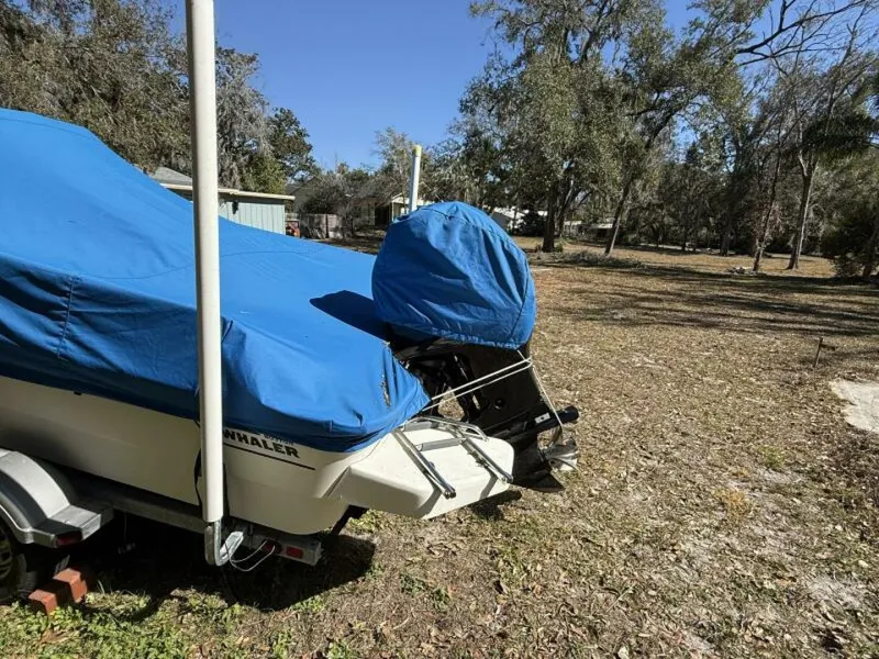 Slide: The Image of Boston Whaler 17 2013 - 5940302