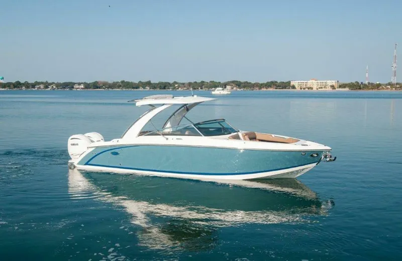 Slide: The Image of 2022 Cobalt 30SC- Ko Olina - 5940755