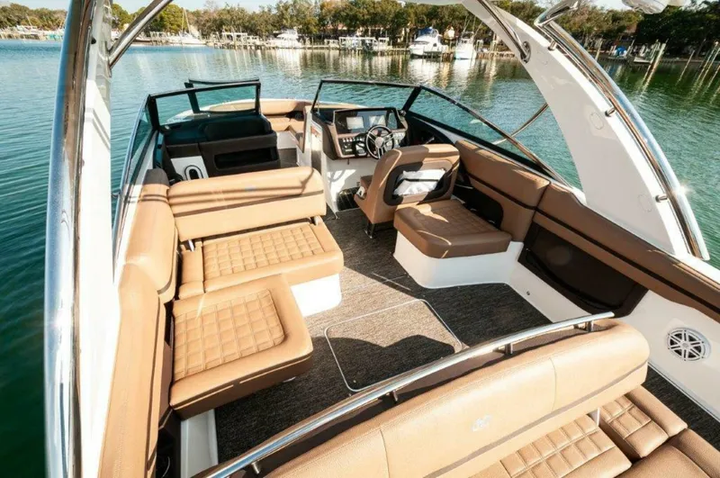 Slide: The Image of 2022 Cobalt 30SC- Ko Olina - 5940744