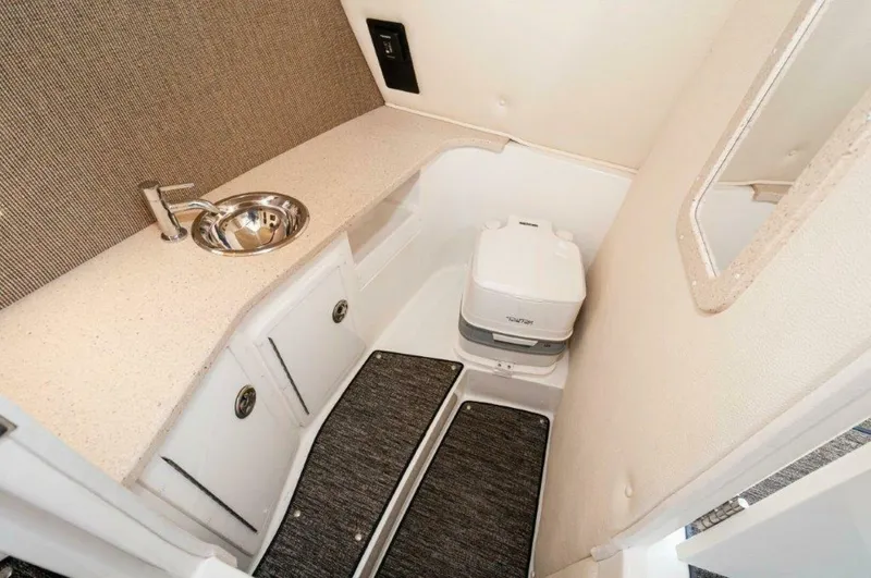 Slide: The Image of 2022 Cobalt 30SC- Ko Olina - 5940746