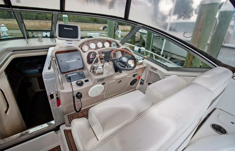 Slide: The Image of Sea Ray 32 2006 - 5942787