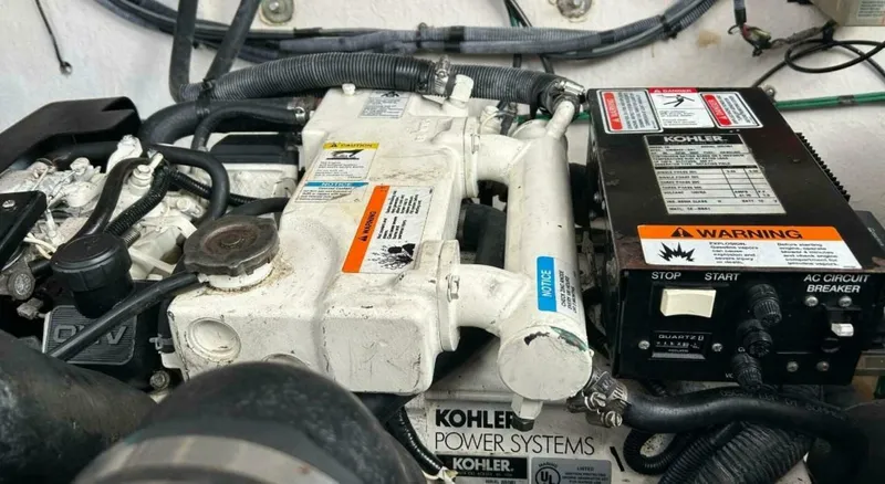 Slide: The Image of Sea Ray 32 2006 - 5942784