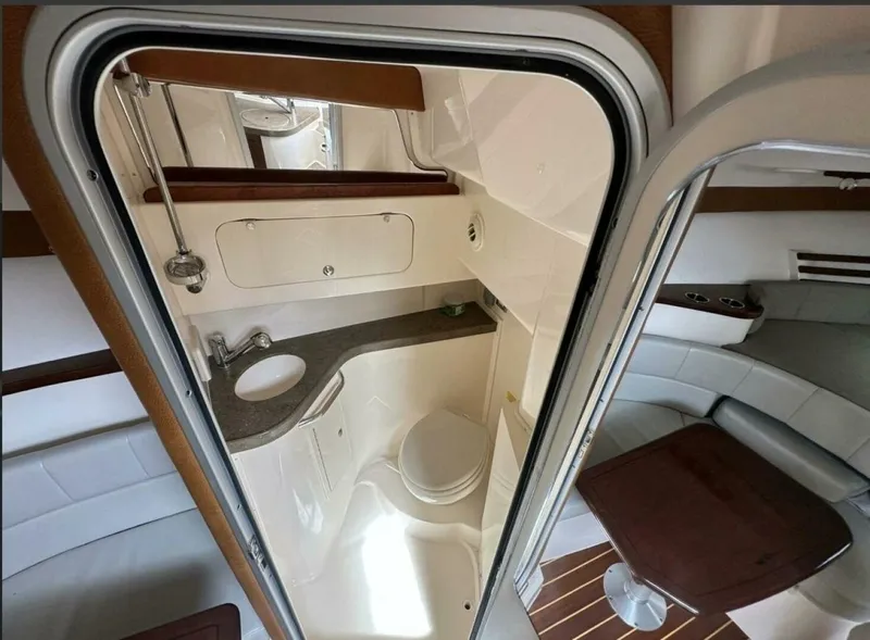 Slide: The Image of Grady-White Express 330 2014 - 5941125