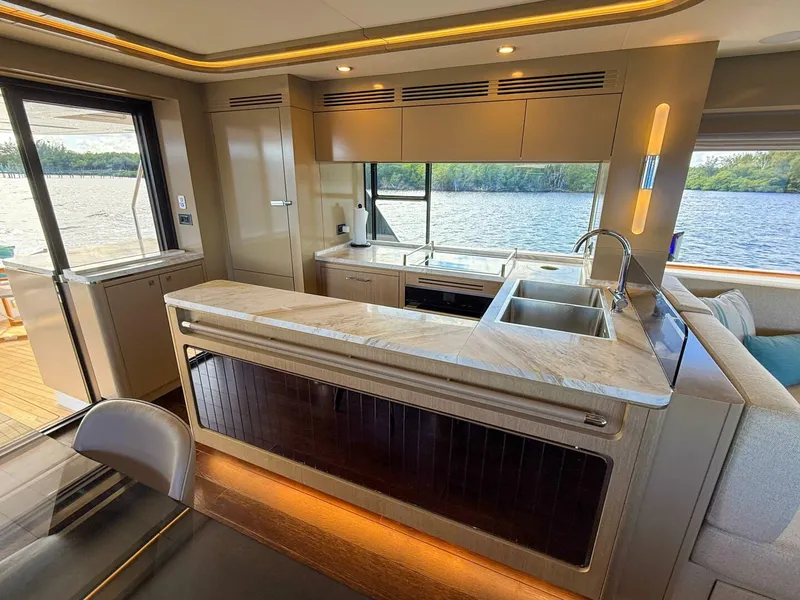 Slide: The Image of Sirena 68 2023 - 5941236