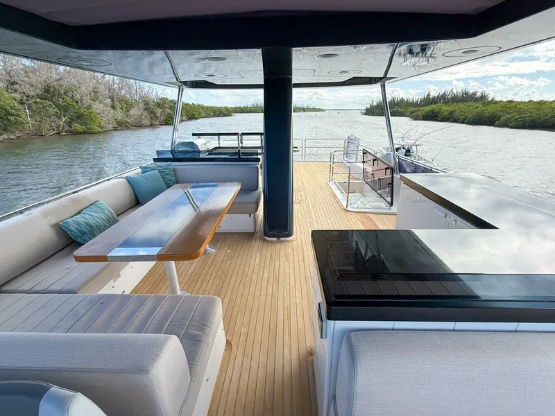 Slide: The Image of Sirena 70 2023 - 5941207