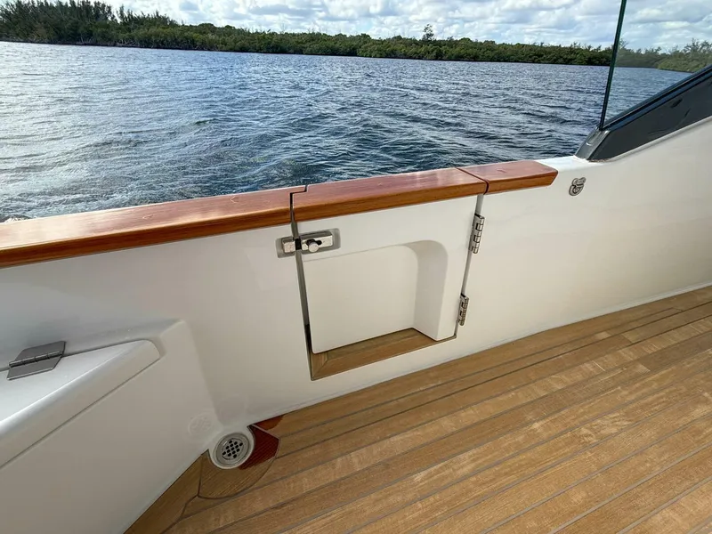 Slide: The Image of Sirena 70 2023 - 5941204