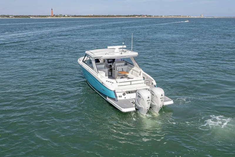 Slide: The Image of Regal LX 36 2022 - 5941364