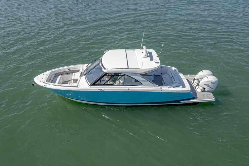 Slide: The Image of Regal LX 36 2022 - 5941374