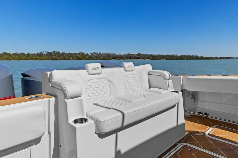 Slide: The Image of HCB 4200 Siesta 2019 - 5960977