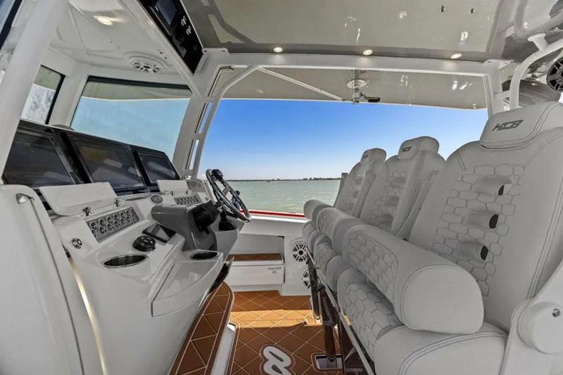 Slide: The Image of HCB 4200 Siesta 2019 - 5960994