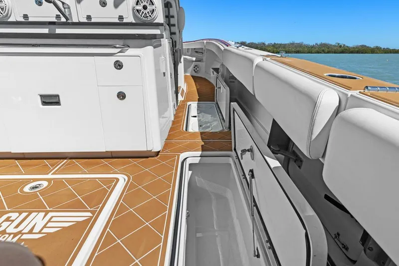 Slide: The Image of Hydra-Sports 4200 Siesta 2019 - 5961002