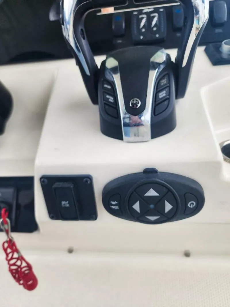 Slide: The Image of Sailfish 36 2022 - 5941564