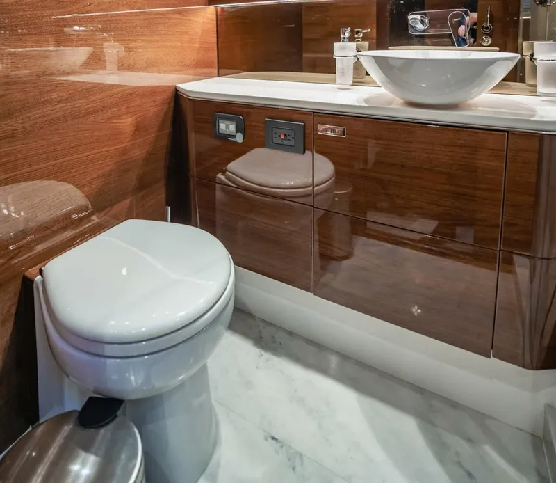 Slide: The Image of Princess F55 2019 - 5942208