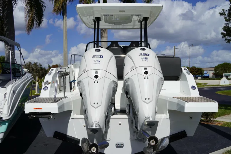 Slide: The Image of Jeanneau Leader 9.0 WA S2 2025 - 5942240