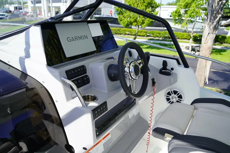 Slide: The Image of Jeanneau Leader 9.0 WA S2 2025 - 5942244