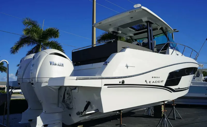 Slide: The Image of Jeanneau 35 2025 - 5942507