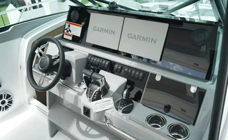 Slide: The Image of Jeanneau 35 2025 - 5942510