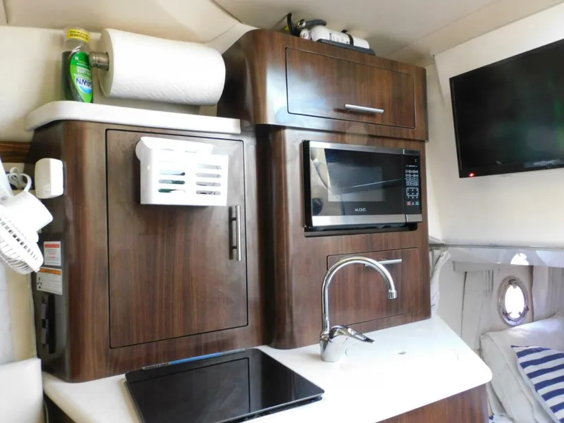 Slide: The Image of Regal 28 Express 2019 - 5942680