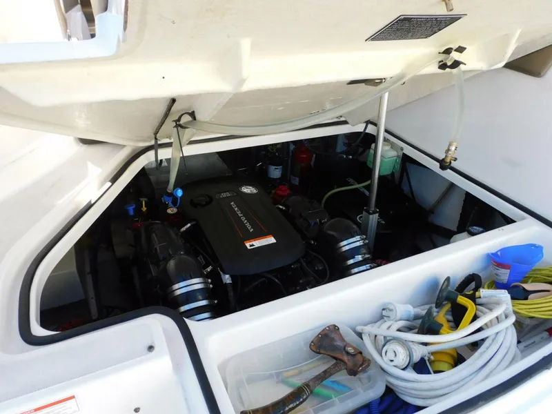 Slide: The Image of Regal 28 Express 2019 - 5942692