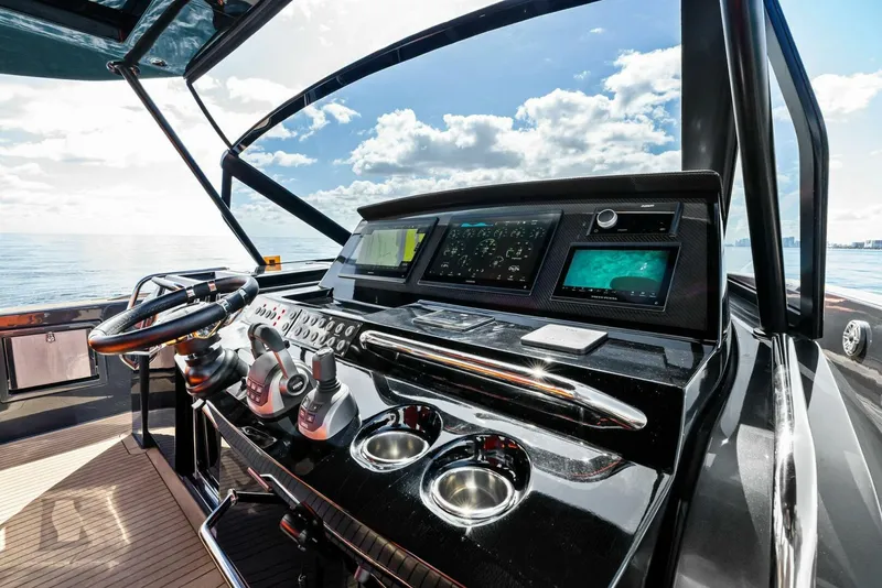 Slide: The Image of Pardo Cruiser 2023 - 5942858