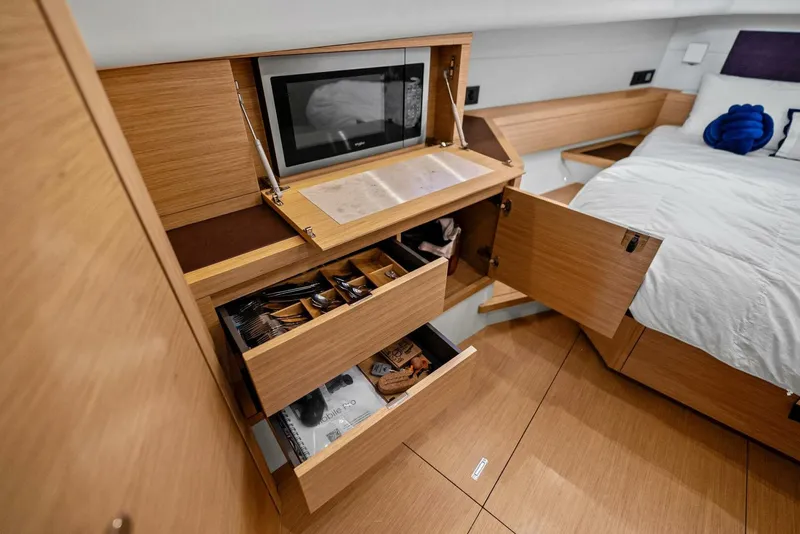 Slide: The Image of Pardo Cruiser 2023 - 5942867