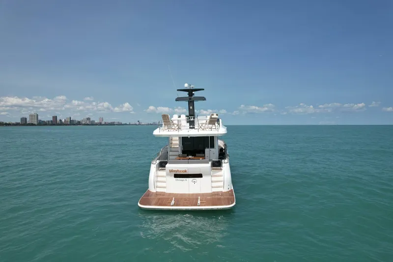 Slide: The Image of Sirena 58 Fly 2022 - 5943291