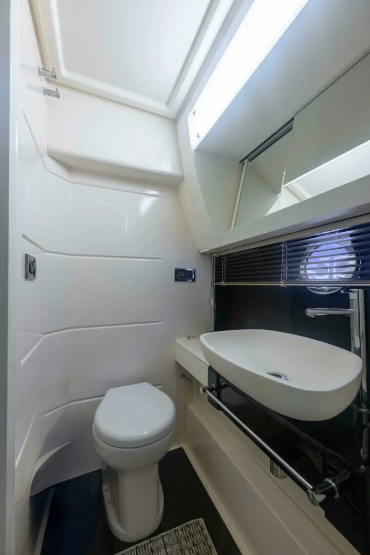 Slide: The Image of Azimut 55S Lithium 2015 - 5943521