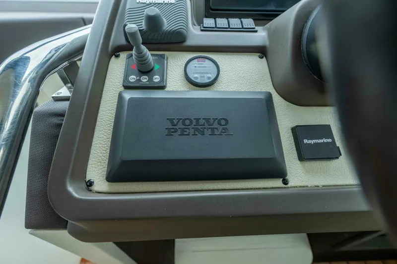 Slide: The Image of Azimut 55S Lithium 2015 - 5943587