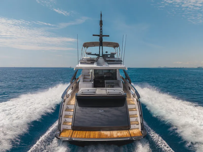 Slide: The Image of Azimut S8 2026 - 6134439