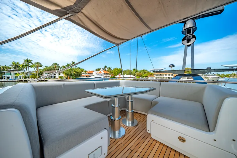 Slide: The Image of Azimut S8 2026 - 6134500