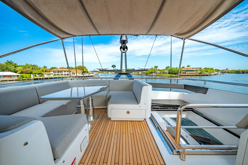 Slide: The Image of Azimut S8 2026 - 6134502