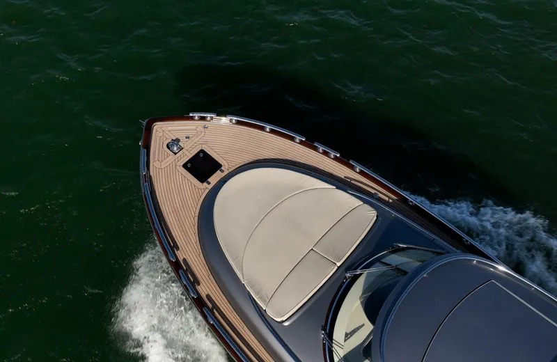 Slide: The Image of Zeelander Z5 2025 - 5943697