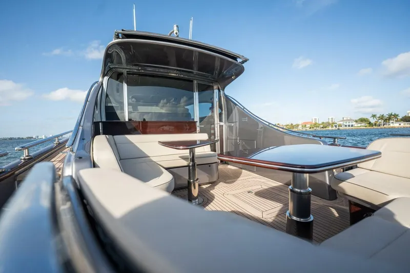 Slide: The Image of Zeelander Z5 2025 - 5943708