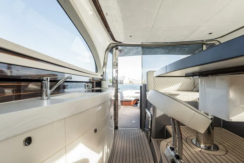 Slide: The Image of Zeelander Z5 2025 - 5943713