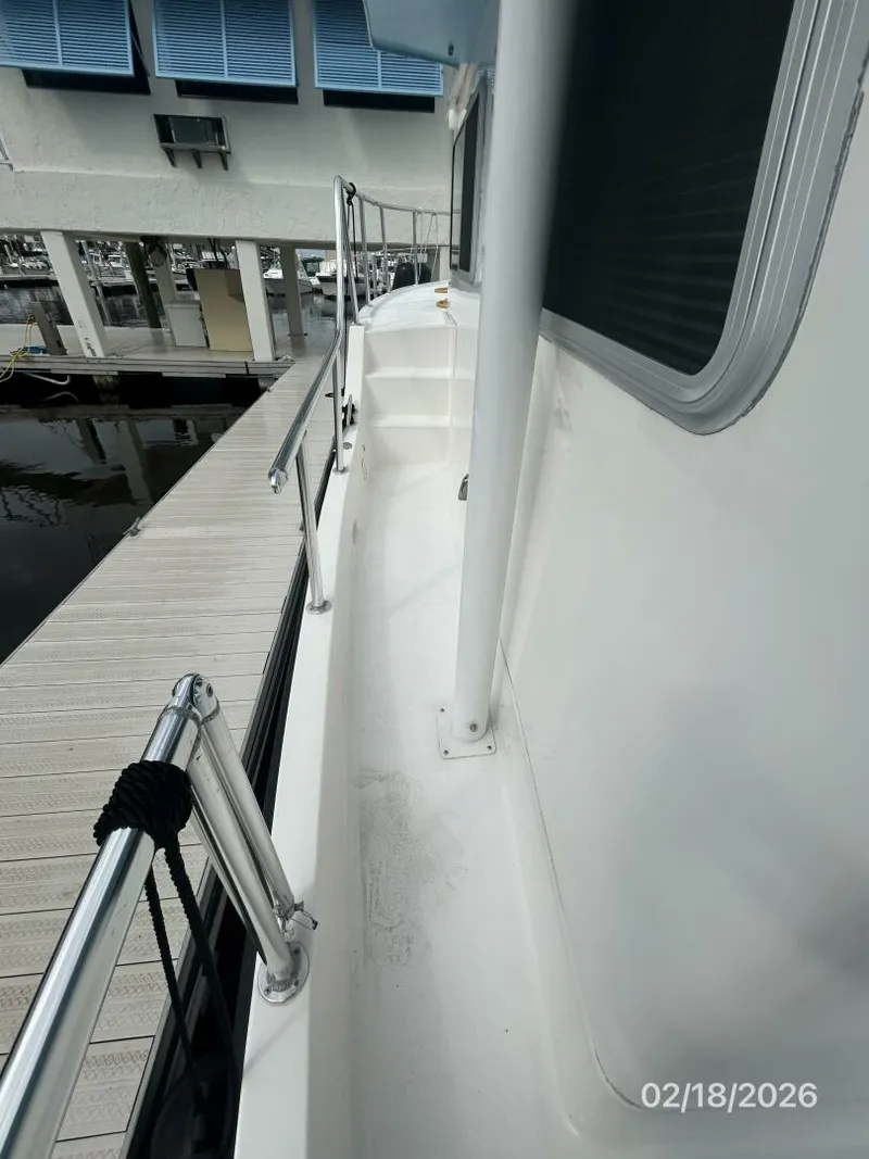 Slide: The Image of 37' Great Harbour port side deck1 - 5943786