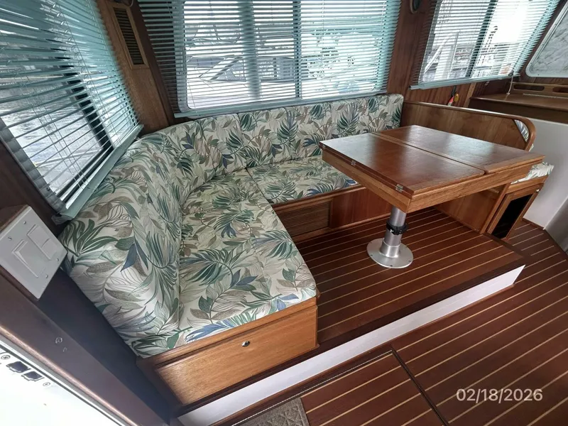 Slide: The Image of 37' Great Harbour salon port seating2 - 5943794